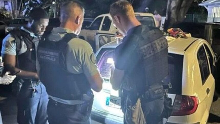 10 morti dupa ce o masina a intrat in multime la o piata de craciun in guadelupa franta presa traditionala tace malc 69345b15575be