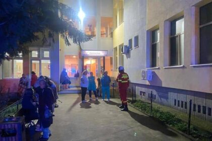 a fost activat planul rosu la spitalul judetean hunedoara incendiu la sectia de psihiatrie 26 de pacienti s au autoevacuat 6936ff2c6ec9d