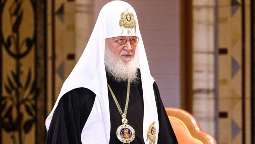 a fost descoperita amanta secreta a patriarhului kiril verisoara indepartata il insoteste in deplasarile externe si ii administreaza averea 694aa283de8dc