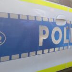 a incercat sa loveasca oamenii cu masina apoi a condus din nou desi avea permisul suspendat sofer certat cu legea prins de doua ori in trafic 6939642aa2905