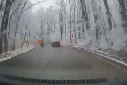 accident mortal de motocicleta la iasi in ajunul craciunului surprins de o camera de bord video 694c241ec40e5 2