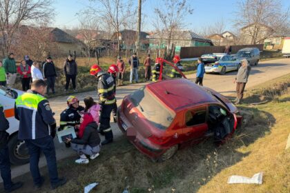accidente pe banda rulanta azi la iasi un sofer incepator a intrat cu masina intr un podet 69414757afef7