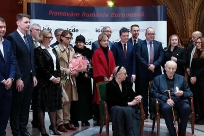 actorul victor rebengiuc a primit premiul romania europeana 2025 nicusor dan avem nevoie acuta de modele video 6931a40834dcf