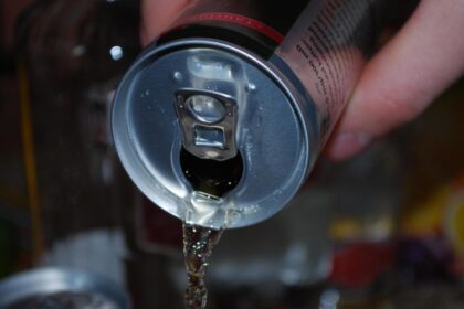 alerta medicala un barbat care consuma zilnic opt energizante a suferit un accident vascular cerebral rar 693af03477c56