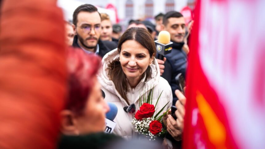 anca alexandrescu dezminte una dintre marile minciuni la adresa sa cum sa eutanasiez cainii fara stapan doamne dumnezeule video 693355d82a7ff