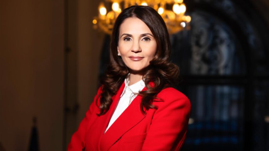 anca alexandrescu in dialog cu ion cristoiu a trecut vremea primarilor care pun panselute bucurestiul trebuie sa devina motorul renasterii romaniei 692f50e2223fe