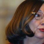 anchetatorii au descins in vila din pipera a rodicai stanoiu telefoanele fostei ministre au fost ridicate ancheta vizeaza mesaje conturi bancare si posibile amenintari 6953e1a75a7d8