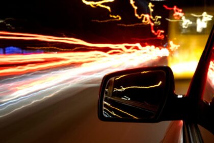 atentie soferi amenda este de 1 300 de lei pentru aceste lumini politia retine si talonul masinii 6943b6ac6a21c