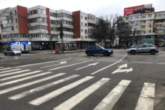 atentie soferi marcajele din podul de fier s au schimbat din nou 69323678ba3c7