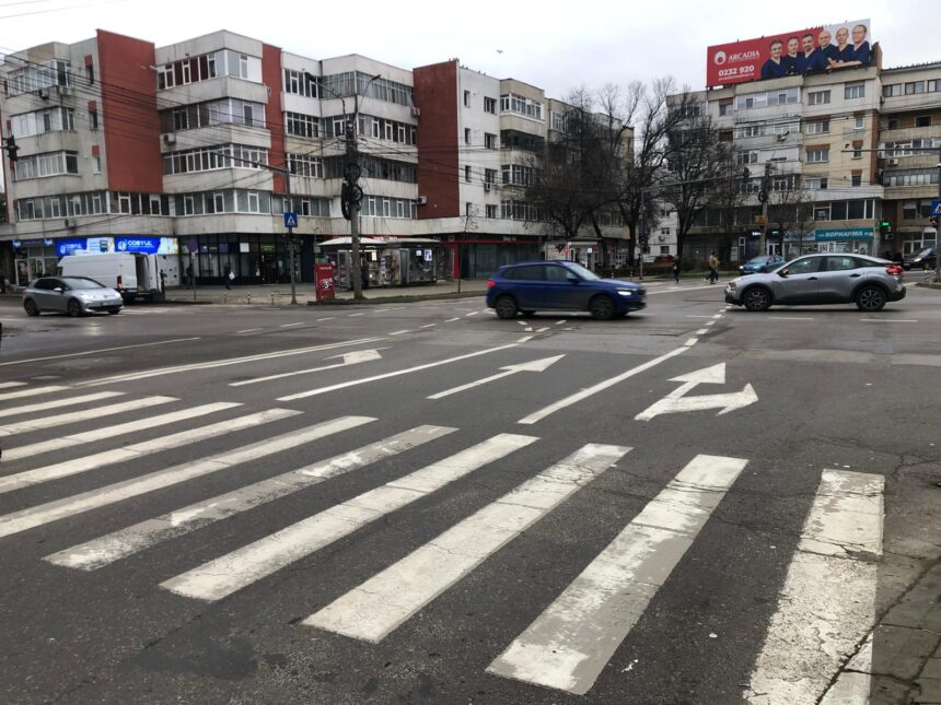 atentie soferi marcajele din podul de fier s au schimbat din nou 69323678ba3c7