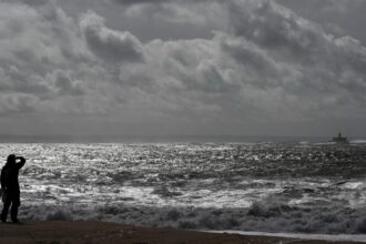 atentionare de calatorie pentru portugalia cod rosu de vant precipitatii si furtuni pe mare in spania 2 romani si au pierdut viata din cauza furtunilor pe mare 693bd279cbf8d