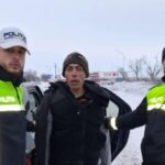 barbatul care si ar fi ucis cu salbaticie bunicul a fost prins este consumator de droguri iar scenele de la locul crimei i au ingrozit si pe anchetatori foto 694e6e10e8785