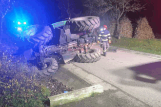 beat crita la volanul tractorului ieseanul de 61 de ani scapat de inchisoare dupa un accident spectaculos 695332df6a103