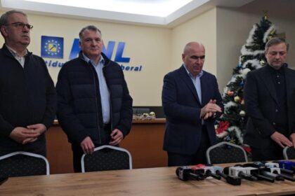 bolojan vizita fulger la constanta dupa demisiile in lant vom lua deciziile dupa anul nou video 6945c9afabca8