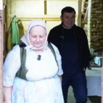 bunica lui mircea bravo isi deschide casa pentru realitatea plus povestea sa de viata video 694d09c4353d5
