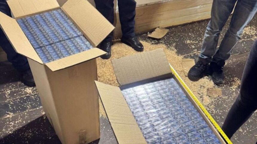 captura uriasa in apropiere de vama nadlac tigari in valoare de 67 milioane de lei descoperite intr un camion 693001a830126