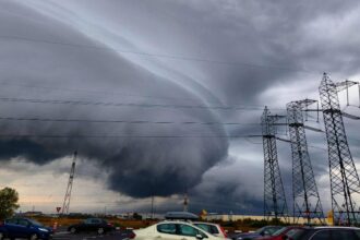 ciclonul byron loveste romania in plina zi de alegeri locale dupa ce a maturat grecia avertismentul anm pentru urmatoarele ore 6935605604865