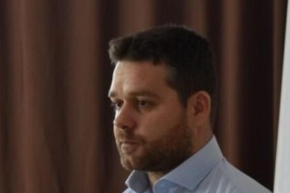 ciprian ciucu probleme la cv s a laudat ca a fost lector universitar cum s a scuzat dupa ce subiectul a ajuns in presa 6953ccaa57519