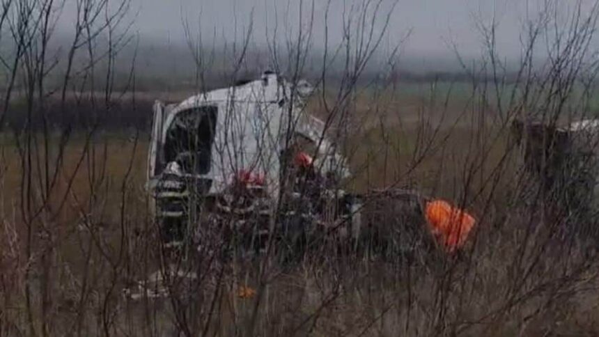 cisterna incarcata cu gpl rasturnata intre husi si albita soferul a reusit sa se autoevacueze 694284a6e39cb