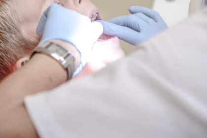 clinica dentara unde a murit sara sustine ca micuta a fost sedata profund nu anesteziata parintii sustin altceva 6932a0253d243