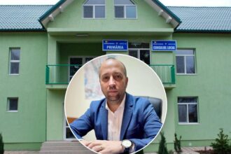 comuna holboca lasata in bezna si frig la 9 grade chiar de craciun viceprimar infrastructura este de pe vremea lui ceausescu cablurile sunt impuscate 694ed079bc8ef