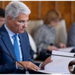 conflict de interese in guvernul lui bolojan dragos paslaru isi da singur contracte lui 6941355dd63a9