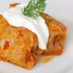 de ce recomanda nutritionistii sa nu mananci sarmalele impreuna cu smantana combinatia care vine cu multe complicatii digestive 6952e94848f79