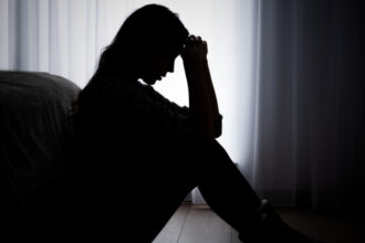 de ce sunt mai multe tentative de suicid inainte de sarbatori psiholog de la socola atentia si sprijinul in aceasta perioada nu sunt recomandari ci necesitate 69452d5960ac2