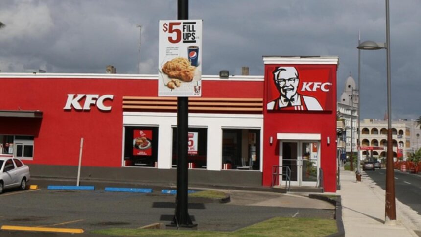 decizia neasteptata a unui tribunal angajat kfc despagubit cu aproximativ 80 000 de euro dupa o cearta cu seful lui 695263b4c57a6