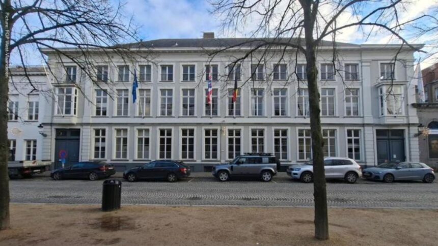 descinderi la institutii europene in cadrul unei anchete privind posibile fraude in pregatirea diplomatilor ue 692ef46aaa2da