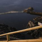 doi romani au murit in tenerife dupa ce un val urias i a izbit de stanci si i a tras in ocean video 6936dd502c017