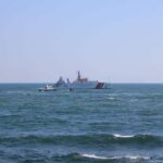 doua obiecte suspecte plutesc in marea neagra militarii le monitorizeaza si avertizeaza navele 6932f8e752b7c