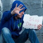 drogurile distrug familii o mama este terorizata de propriul fiu dependent de substante interzise daca suni la politie te omor 693c5b9589293