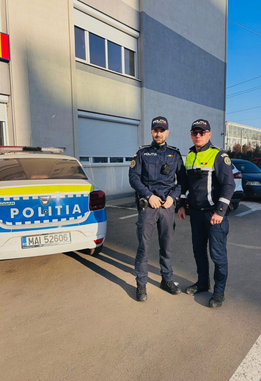 ei sunt politistii care au sarit in bahlui pentru a salva un barbat 69454998909e0