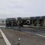 eroism pe a3 soferul care s a rasturnat cu basculanta pe autostrada spre ploiesti a fost salvat de trei militari francezi ai nato 693acacec9537