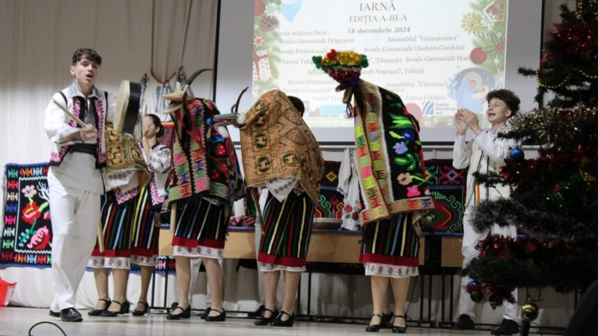 festival de datini si obiceiuri de iarna la voinesti traditiile stramosesti promovate de elevi din 18 scoli iesene 693f620b031b2