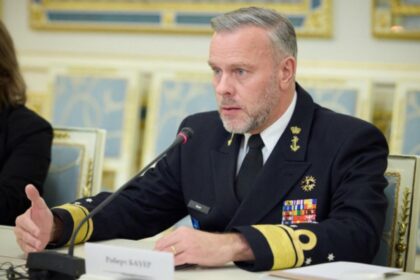 fost comandant nato doctrina militara a rusiei include utilizarea armelor nucleare tactice intr un conflict conventional 693c78bda2457