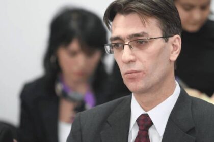 fost membru csm atac dur la nicusor dan nebunia unui directoras de opereta care si a uitat pastilele 69480ed1a5c04