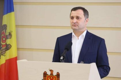 fostul premier al republicii moldova vlad filat a fost dat in urmarire internationala de interpol 695007f0cedb0
