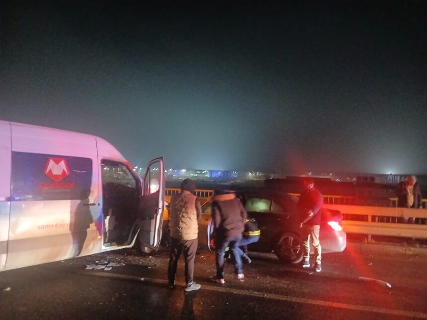 foto accident rutier pe podul de la metro spre miroslava 69457ccca140c