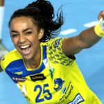 handbal feminin jucatoare din nationala frantei transferata de scm ramnicu valcea 694e611cefd4c