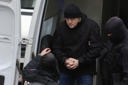 horatiu potra fiul si nepotul sau afla luni daca raman in arest preventiv decizia va fi luata de curtea de apel bucuresti 693fcce40f173