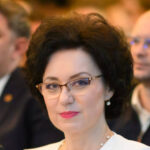 hotnews luciana antoci fosta sefa a isj iasi in carti pentru a deveni ministru al educatiei 6949aead7bcdc