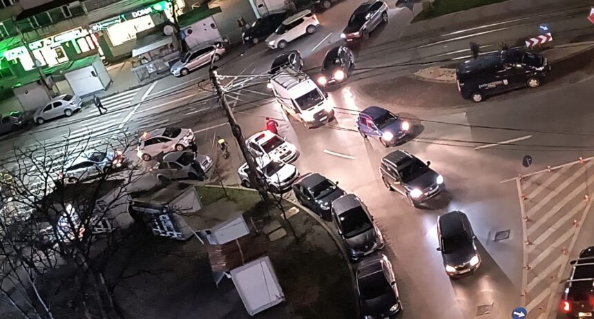 iesean prin beat la volan de doua ori in aceeasi zi a doua oara nu avea nici permis a fost bagat direct in arest 6936a286ee781