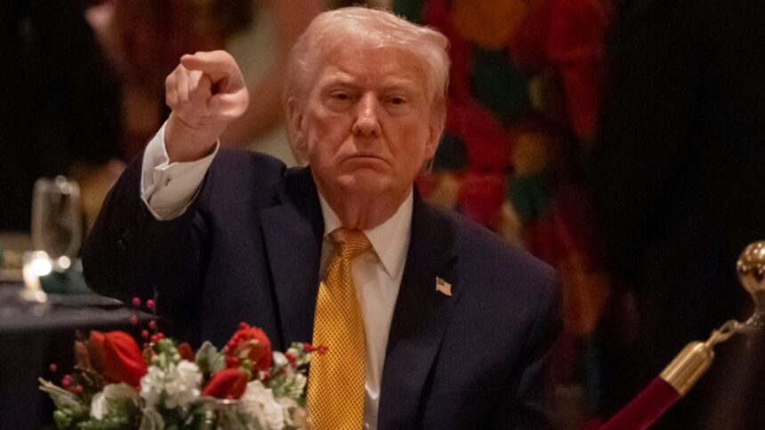 in plin scandal al dosarului epstein trump ii ataca pe cei care l au adorat pe controversatul finantator si apoi l au abandonat ca pe un caine 694e7d3d36c78