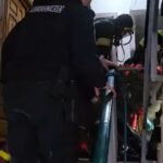 incendiu mortal in bloc barbat de 42 de ani gasit fara viata pompierii au fost nevoiti sa sparga usa video 694b870d096cf