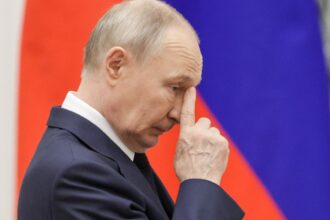 kremlinul respinge varianta revizuita a planului de pace in 20 de puncte si pregateste propriile contra cerinte 694cfa857e44e