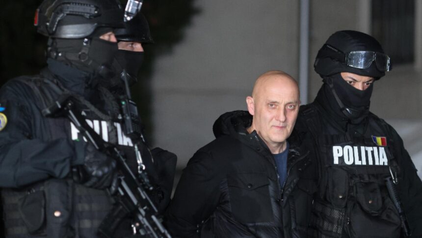 magistratii intervin dupa ce horatiu potra ar fi fost terorizat dupa gratii pentru a da declaratii false despre calin georgescu surse 694eac19a2535