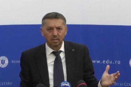 ministrul educatiei cumulul pensie salariu platit din fonduri publice nu este interzis in educatie si cercetare 69494c5873ba4