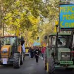 mobilizare uriasa in franta fermierii au aruncat cu balegar pe peretii guvernului 6943162de5c63